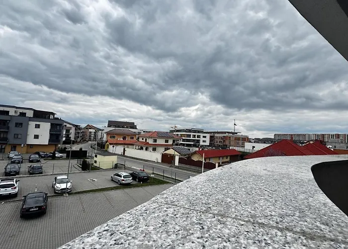 Rebreanu, Coresi Mall Large 2 Camere, Sleeps 6