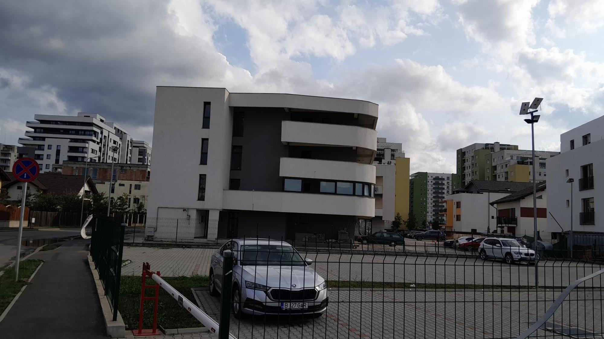דירה Rebreanu, Coresi Mall Large 2 Camere, Sleeps 6