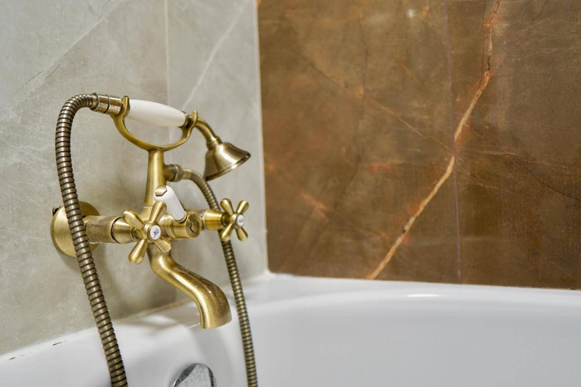 Rebreanu, Coresi Mall Large 2 Camere, Sleeps 6 בראשוב